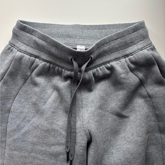 Matching Lululemon Sweatsuit - Picture 4 of 7